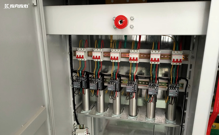 無功功率補償裝置