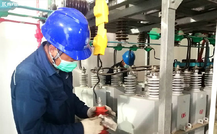 高壓電容器