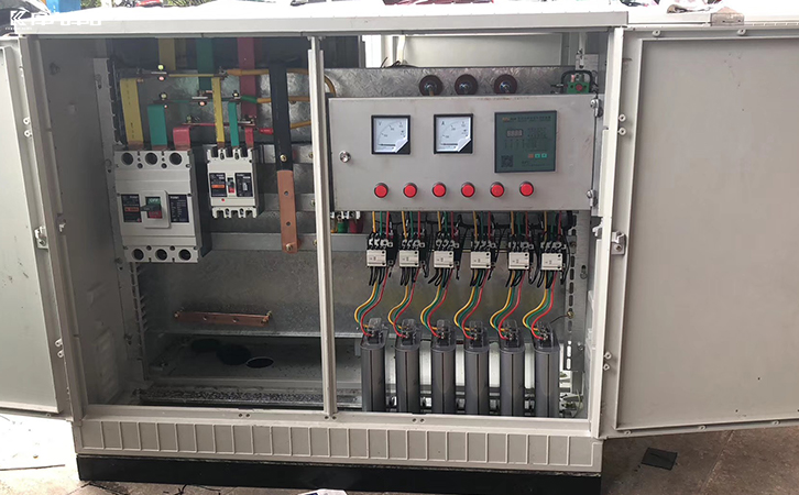 動態無功補償器