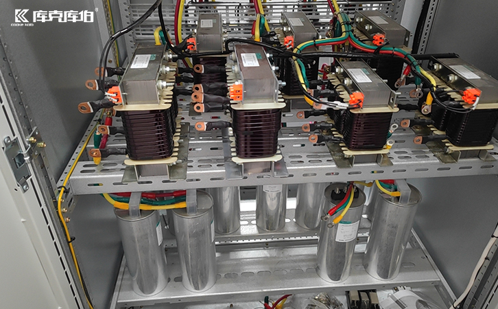 無功補(bǔ)償電容器